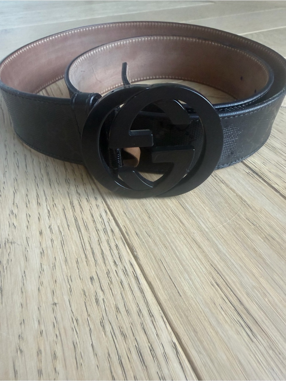 Gucci Black GG Monogram Men's Belt with Round Black Logo Buckle - Picture 2 of 4